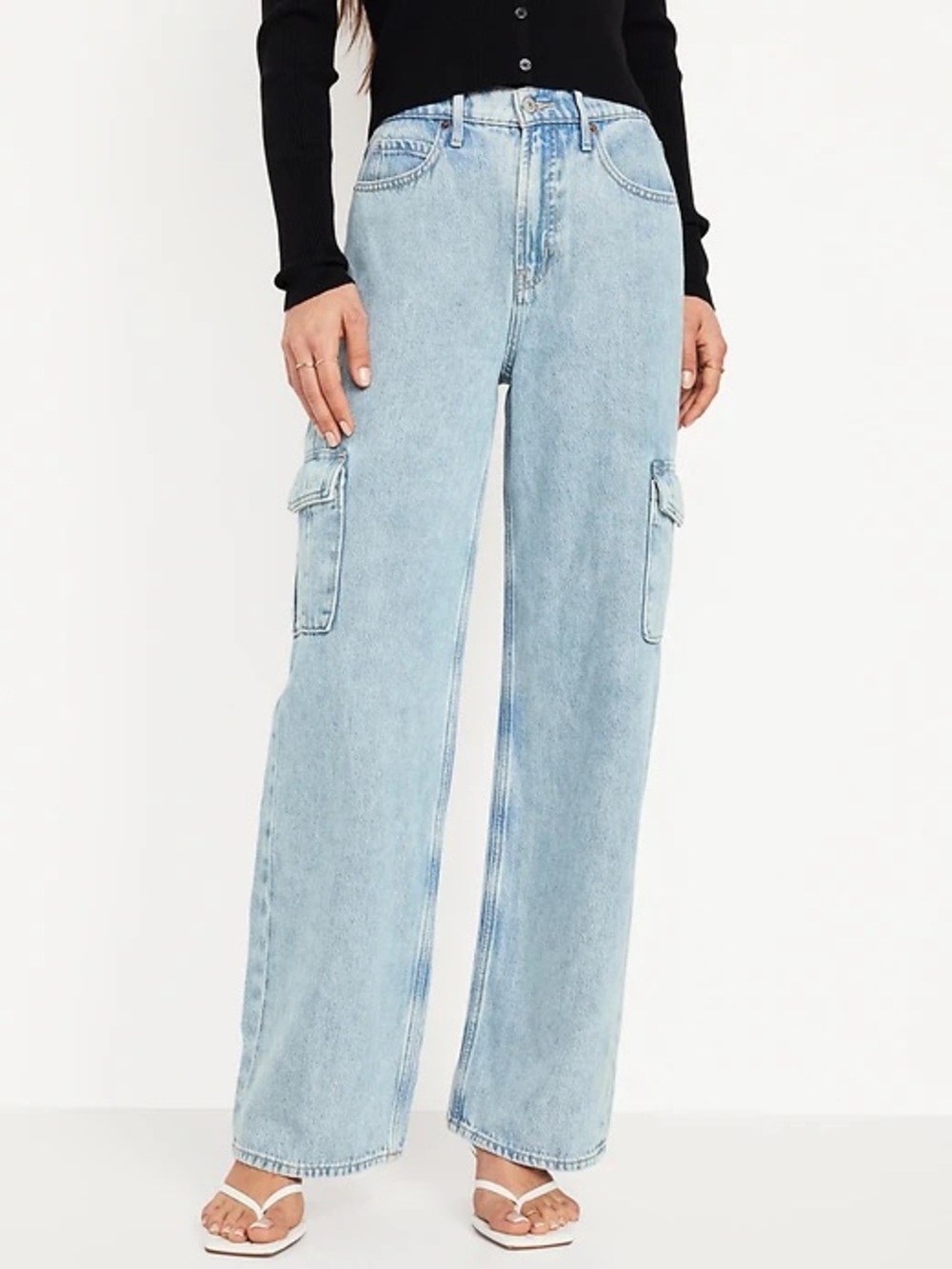 NWT Old Navy Extra High-Waisted Sky-Hi Wide Leg Cargo Jeans - Picture 1 of 4